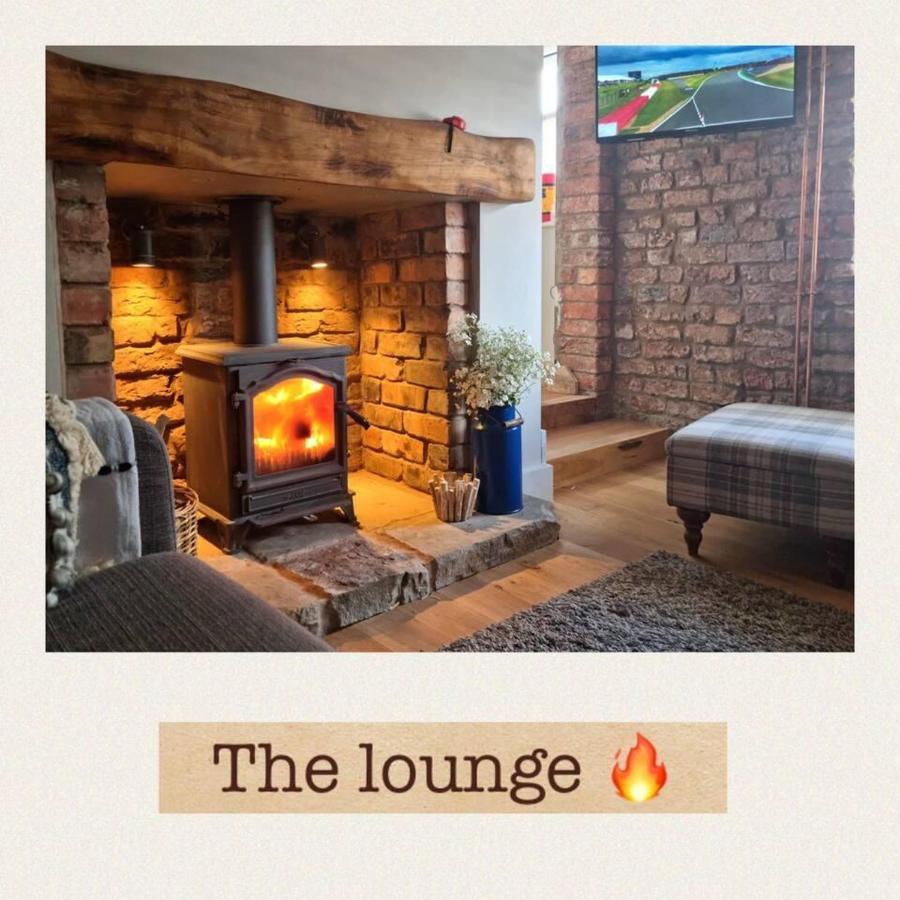 Stunning Quirky 2-Bed Cottage In New Brighton Wallasey Buitenkant foto