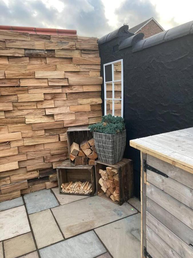 Stunning Quirky 2-Bed Cottage In New Brighton Wallasey Buitenkant foto