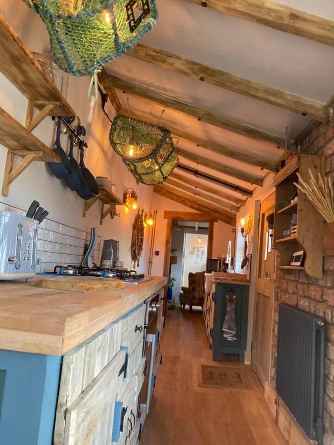 Stunning Quirky 2-Bed Cottage In New Brighton Wallasey Buitenkant foto